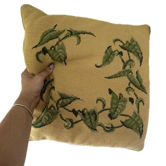Vintage Needlepoint Vine Leaves Velvet Back Square Accent Pillow Decor - Picture 1 of 5